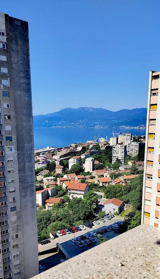 Torro Di Torretta Apartment Rijeka
